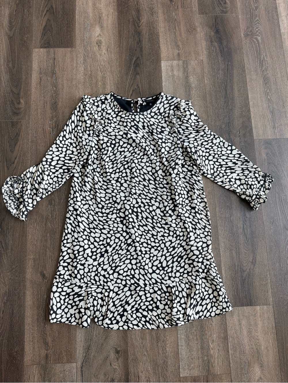 Who What Wear Black and White Abstract Spot Dress